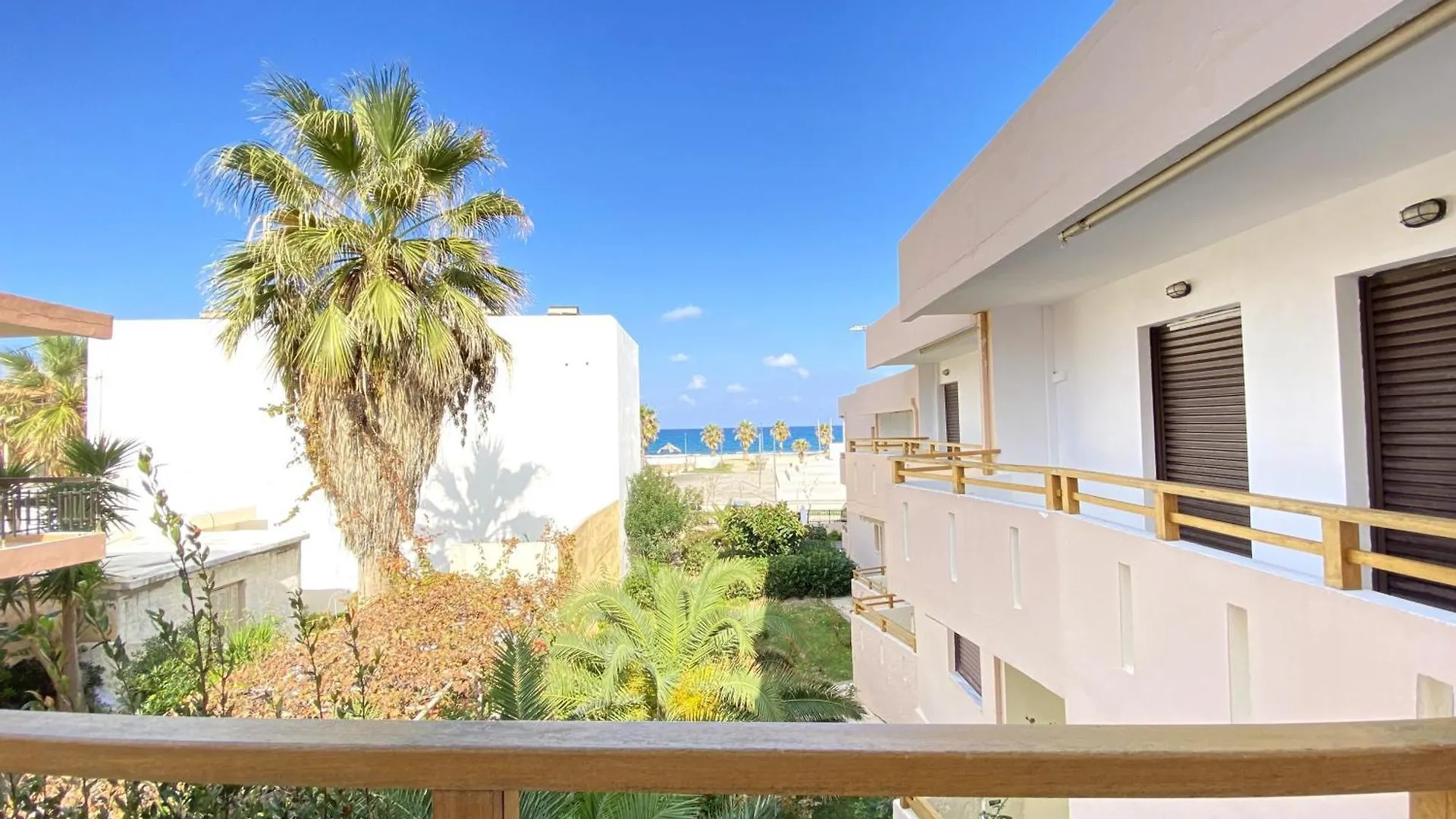** Apartmanhotel Domenica Apartments Réthimno Görögország