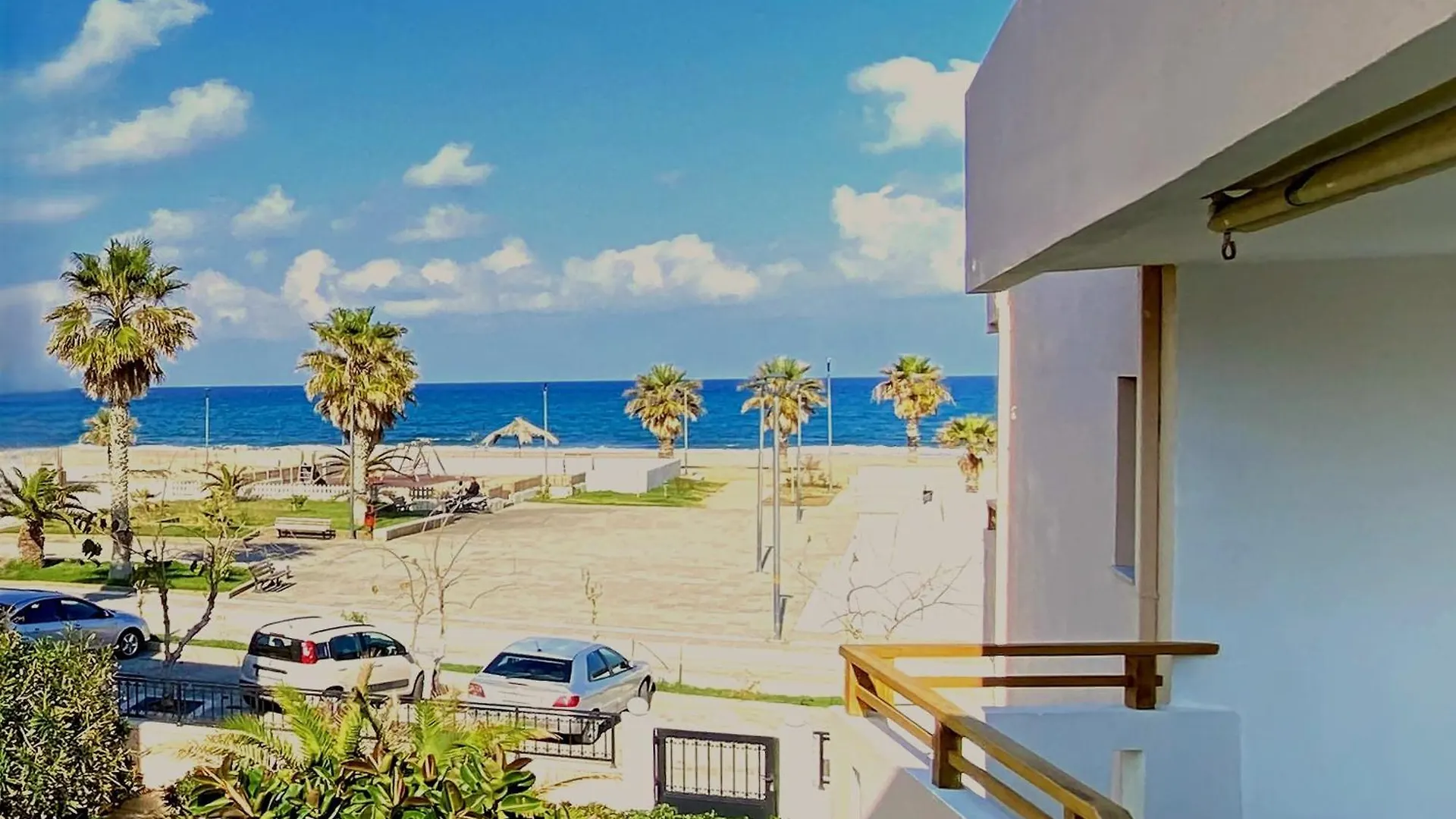 ** Apartmanhotel Domenica Apartments Réthimno Görögország